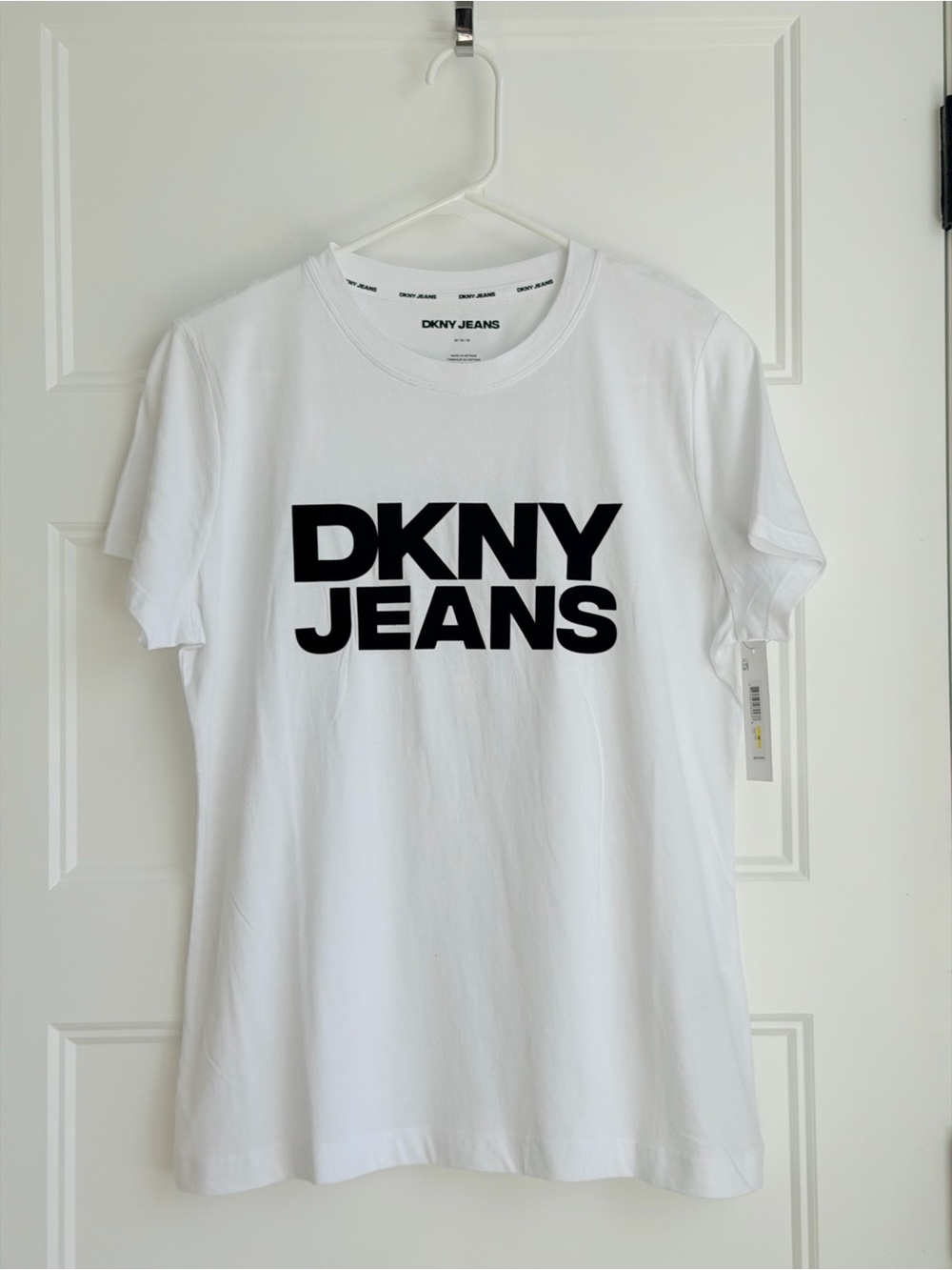 DKNY women’s white shirt short sleeves